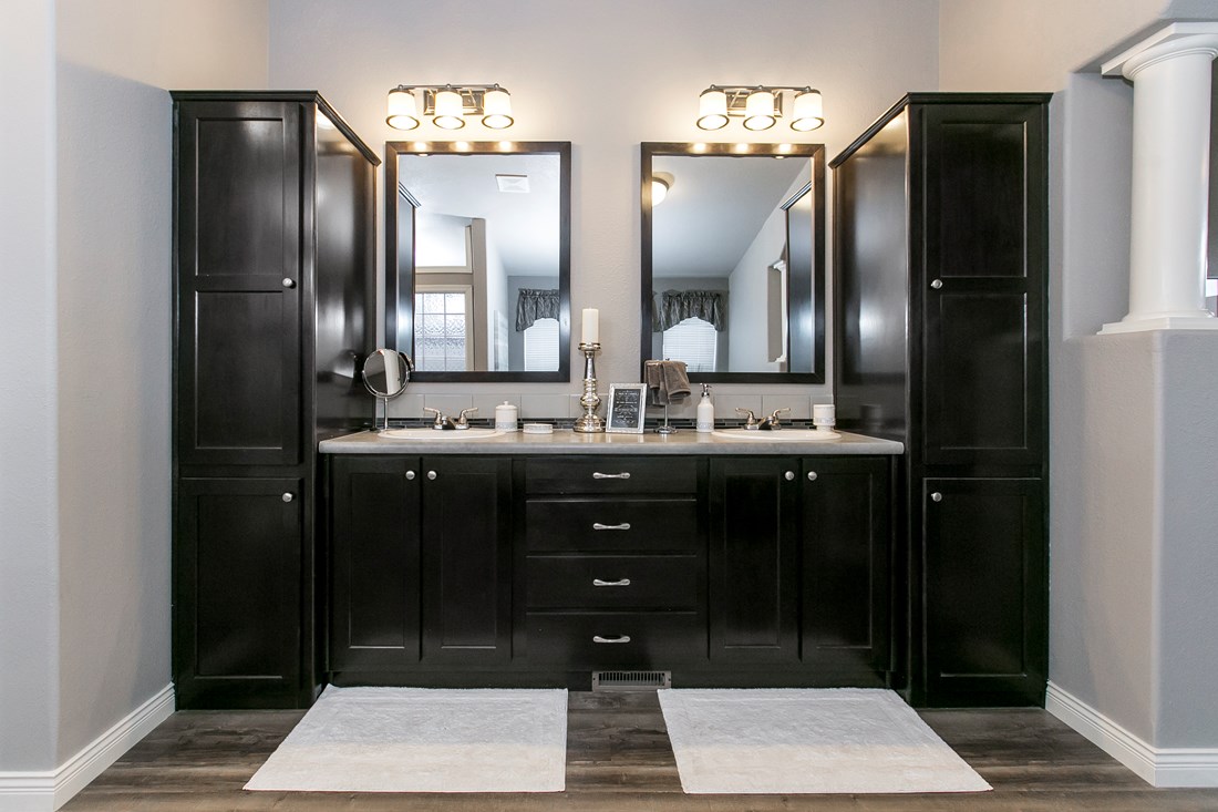The GSP643K PLATINUM SERIES Primary Bathroom. This Manufactured Mobile Home features 3 bedrooms and 2 baths.